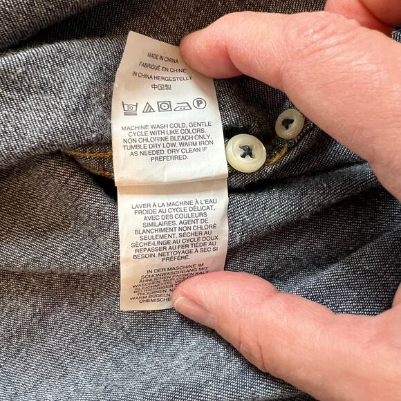 J Crew Indigo Cotton Chambray Womens Long Sleeve Button Down Shirt Preppy Large - Picture 6 of 7